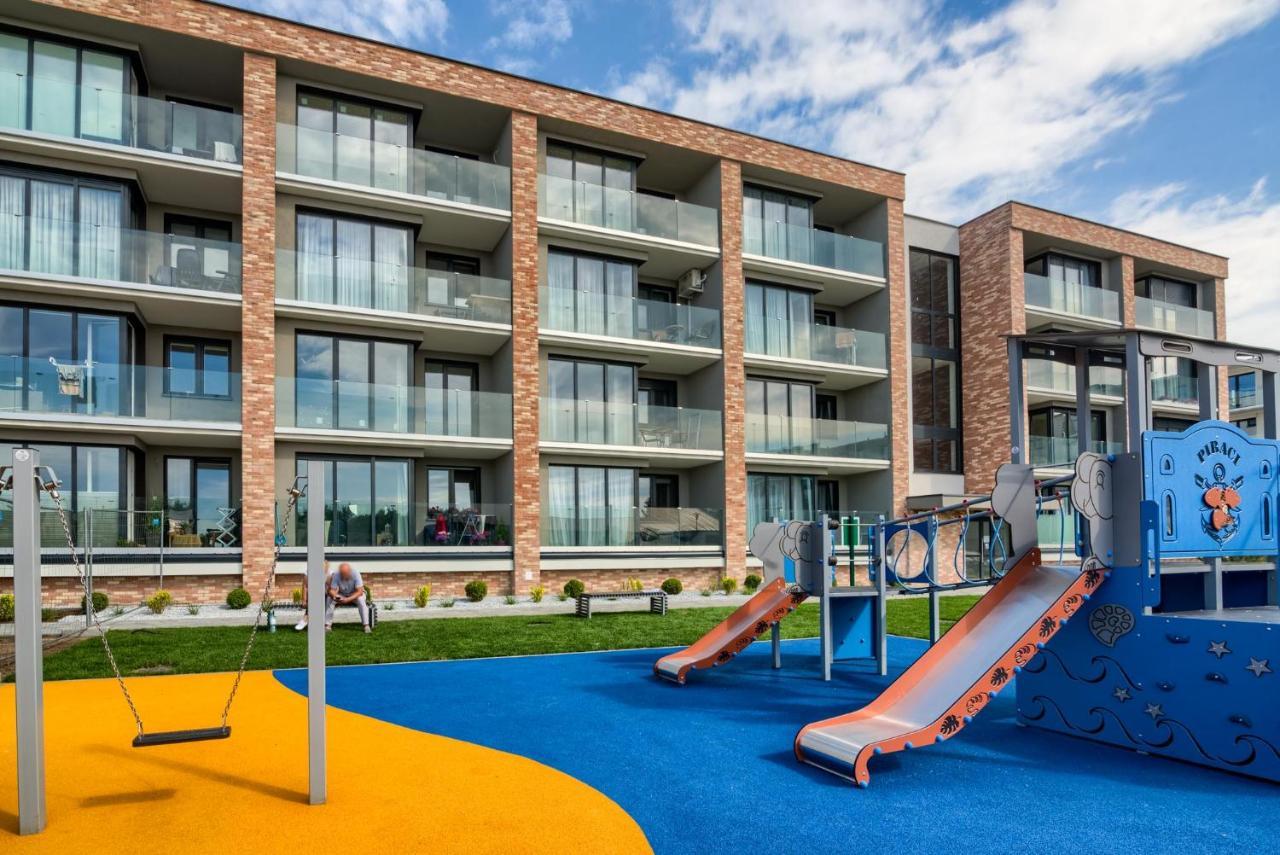 Apartament Czarna Perla Z Garazem 7 E Perlowa Przystan - Holiday City Kołobrzeg Εξωτερικό φωτογραφία